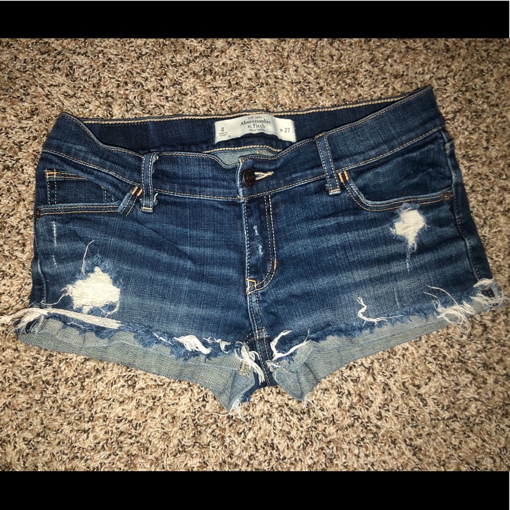 • Abercrombie & Fitch Shortie’s •